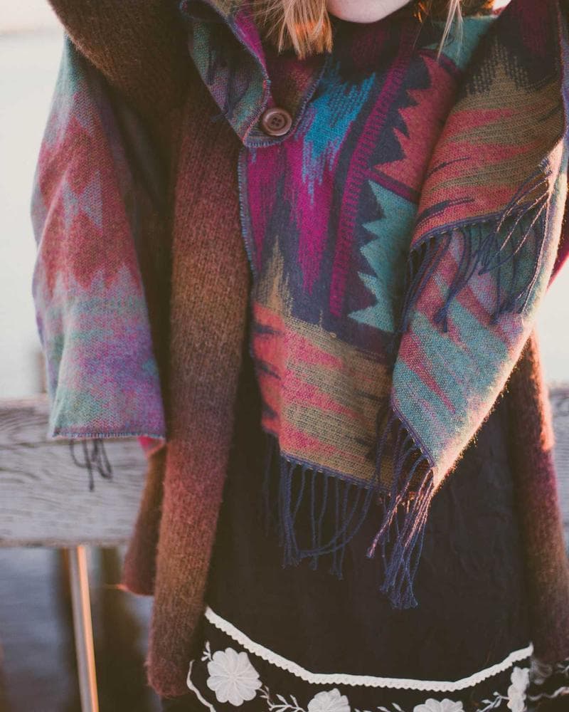 Twisted Knot Clip – Ivory